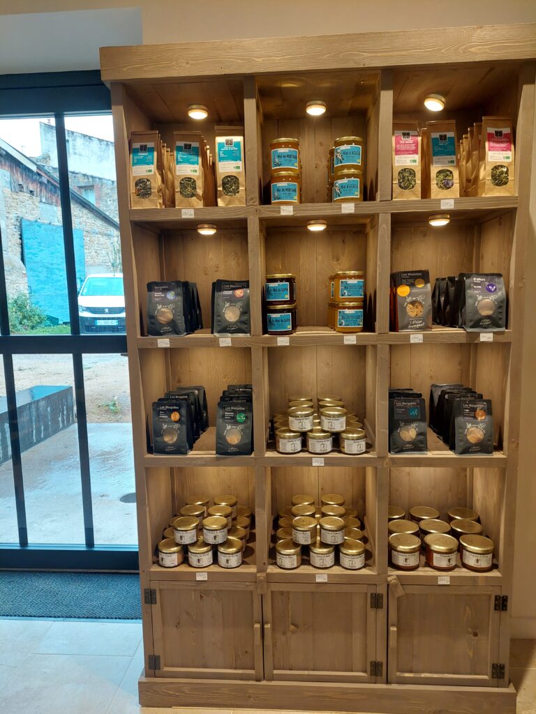 Boutique L'Âme de Mailhat (photo Sauve qui coupe !).